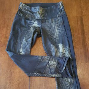 EUC Lululemon Fresh Mesh Run Crop Wind Chill Green